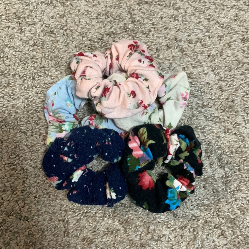 5 pcs floral scrunchies